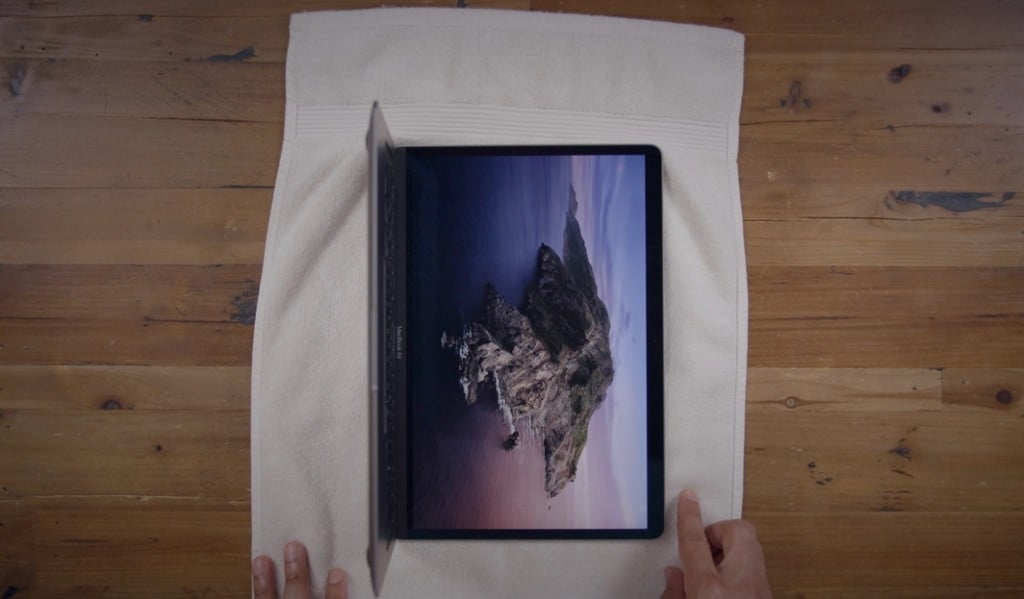 Placez votre MacBook à 90 deg